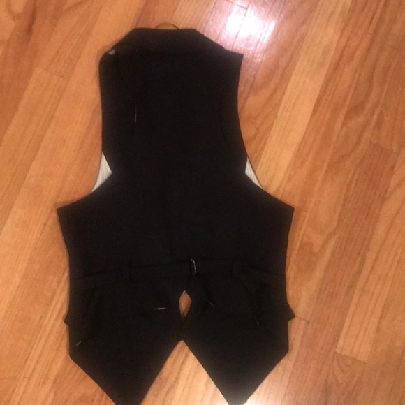 Vest with studs - Picture 6 of 6